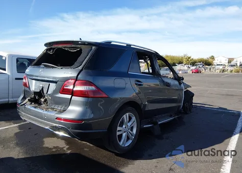 2015 Mercedes-Benz Ml 350 4Matic z USA, uszkodzony, nr VIN 4JGDA5HB4FA607969